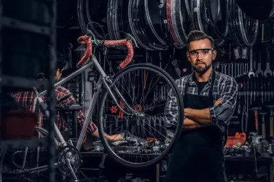 curso de mecânico de bicicleta